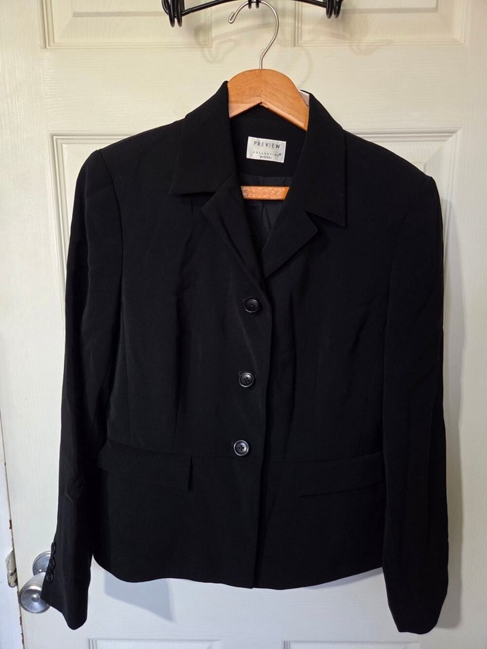 Preview Collection Women's Black Blazer - Size 10P